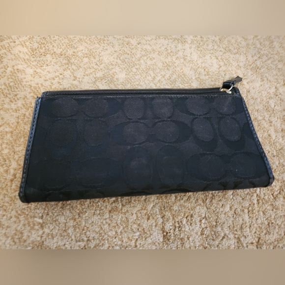 Coach Wallet - Picture 2 of 4